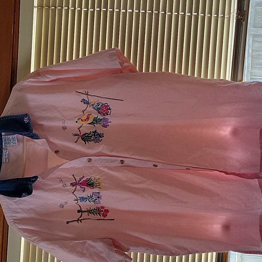 Bobbie Brooks Button shirt